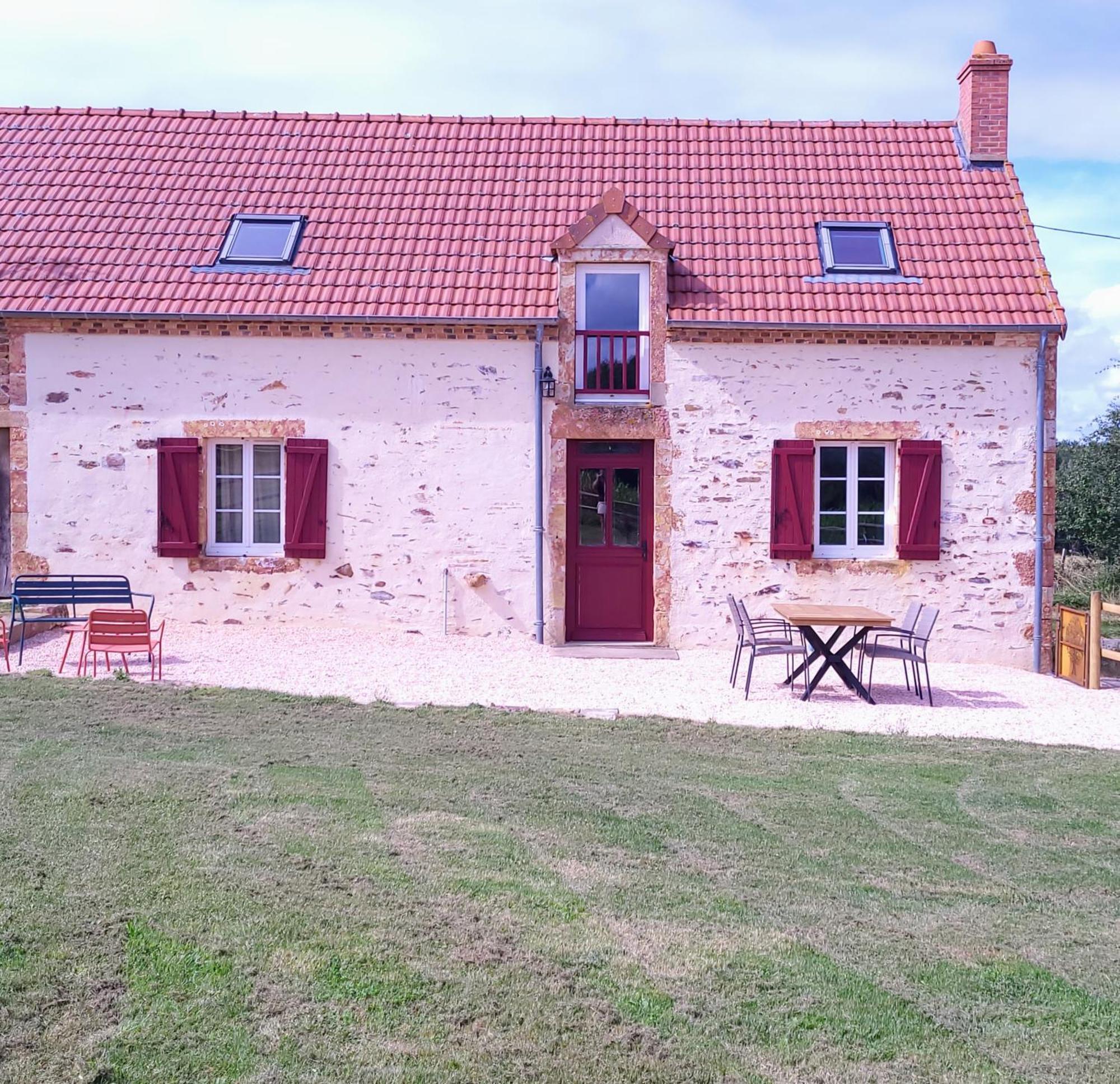 Gite Au Centre De La France Vesdun Ngoại thất bức ảnh